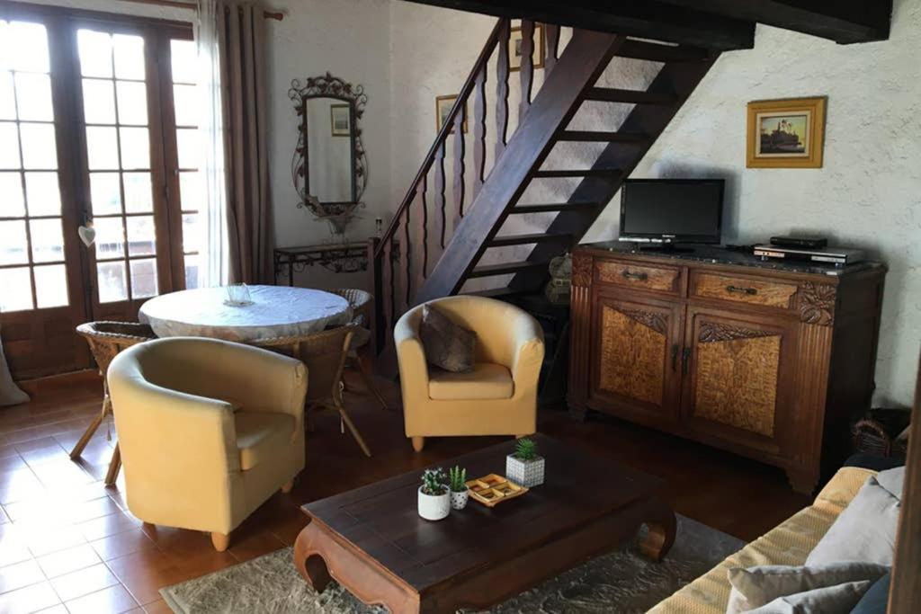 Demi Villa A 150M De La Plage Avec Vue Sur Mer Appietto Eksteriør billede